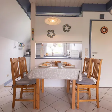 בית נופש Vogelsand 02 *